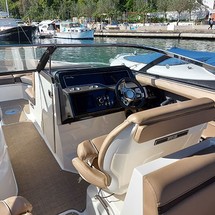 Sea Ray 310 SLX