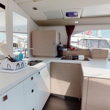 Fountaine Pajot Astréa 42