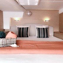 Lagoon 500