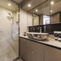 Absolute Navetta 48