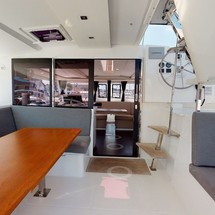 Fountaine Pajot Lucia 40