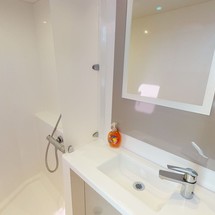 Fountaine Pajot Lucia 40