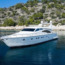 Ferretti 68