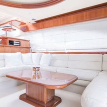 Ferretti 68