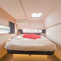 Fountaine Pajot Helia 44
