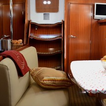 Beneteau Oceanis 523