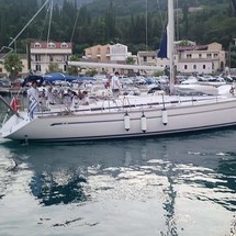 Bavaria 44