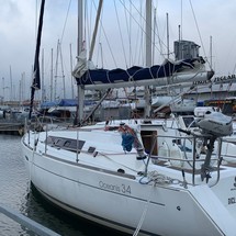 Beneteau Oceanis 34