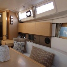 Beneteau Oceanis 35