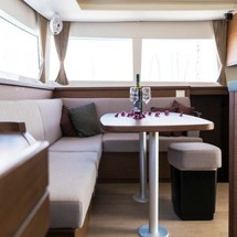 Lagoon 450 F