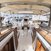Bavaria Cruiser 36