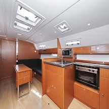 Bavaria Cruiser 36