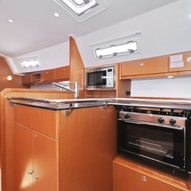 Bavaria Cruiser 36