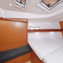 Bavaria Cruiser 36