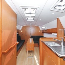 Bavaria Cruiser 36