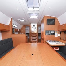 Bavaria Cruiser 36