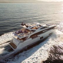 Azimut Grande 30 METRI