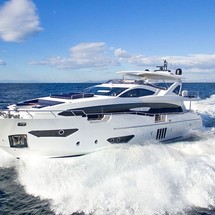 Azimut Grande 30 METRI