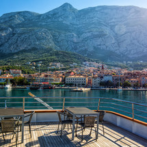 Luxury motor yacht pearl 60