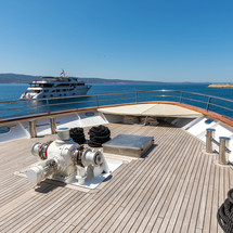 Luxury motor yacht pearl 60