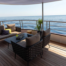 Luxury motor yacht pearl 60