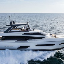 Ferretti 780