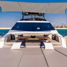 Ferretti 780