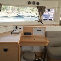 Lagoon 421