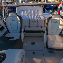 Sea ray 240