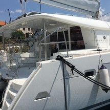 Lagoon 400