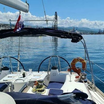 Bavaria 44