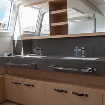 Lagoon 620