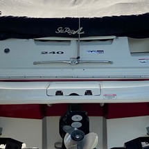 Sea Ray 240 Sundeck