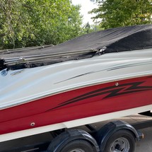 Sea Ray 240 Sundeck