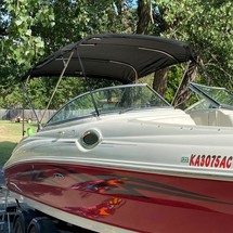 Sea Ray 240 Sundeck