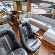 Princess V65