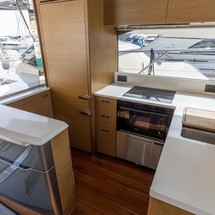 Princess V65