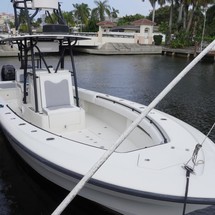 Yellowfin 32 offshore