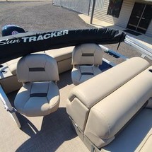 Sun Tracker SportFish 22 DLX