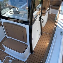 Sea Ray hunt ultra 211