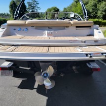 Glastron GT 225