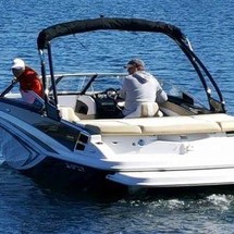 Glastron GT 225