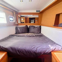 Lagoon 450 F