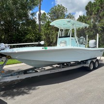 Ranger boats 2400 bay