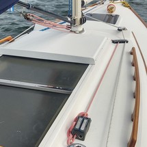 Alerion Yachts express 28