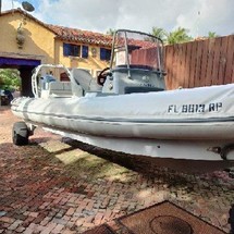Sealegs 7.1m rib