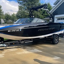 Moomba mondo