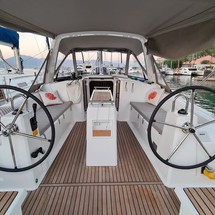 Beneteau Oceanis 38.1