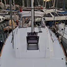 Beneteau Oceanis 38.1