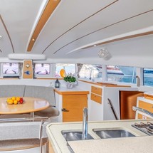 Lagoon 380
